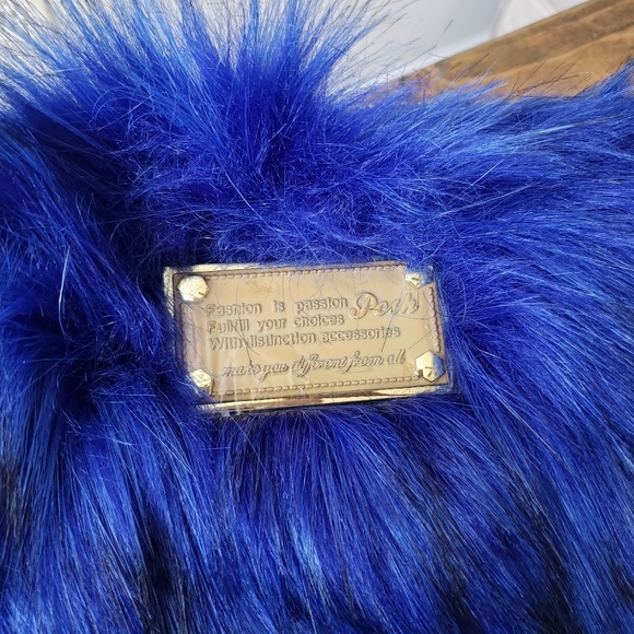 Royal Blue Fur Clutch - Picture 6 of 6